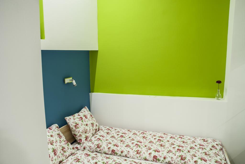 Blue Home In The Heart Of Budapest Room photo